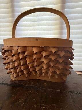 Vintage Hand Woven Splint Wood Porcupine Curl Basket with Fixed Handle
